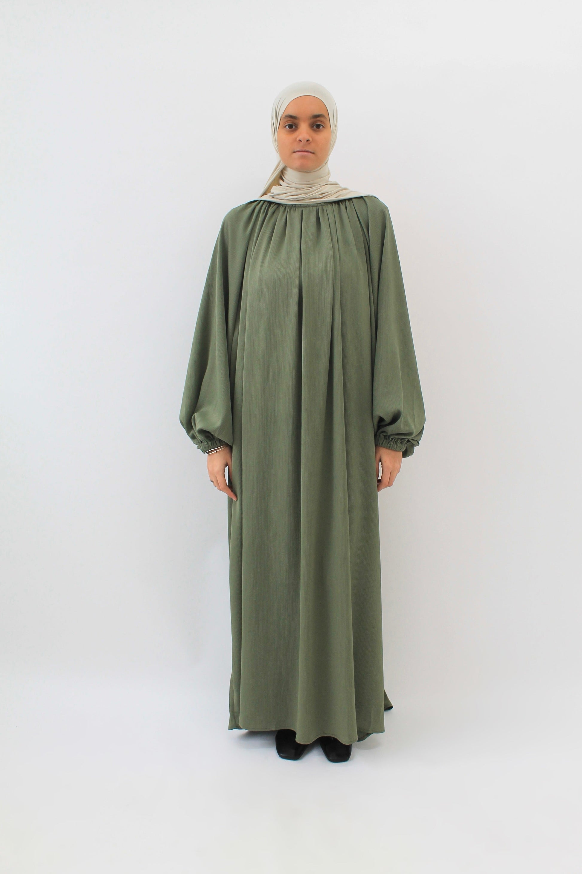 ROBE VEILED TILLEUL