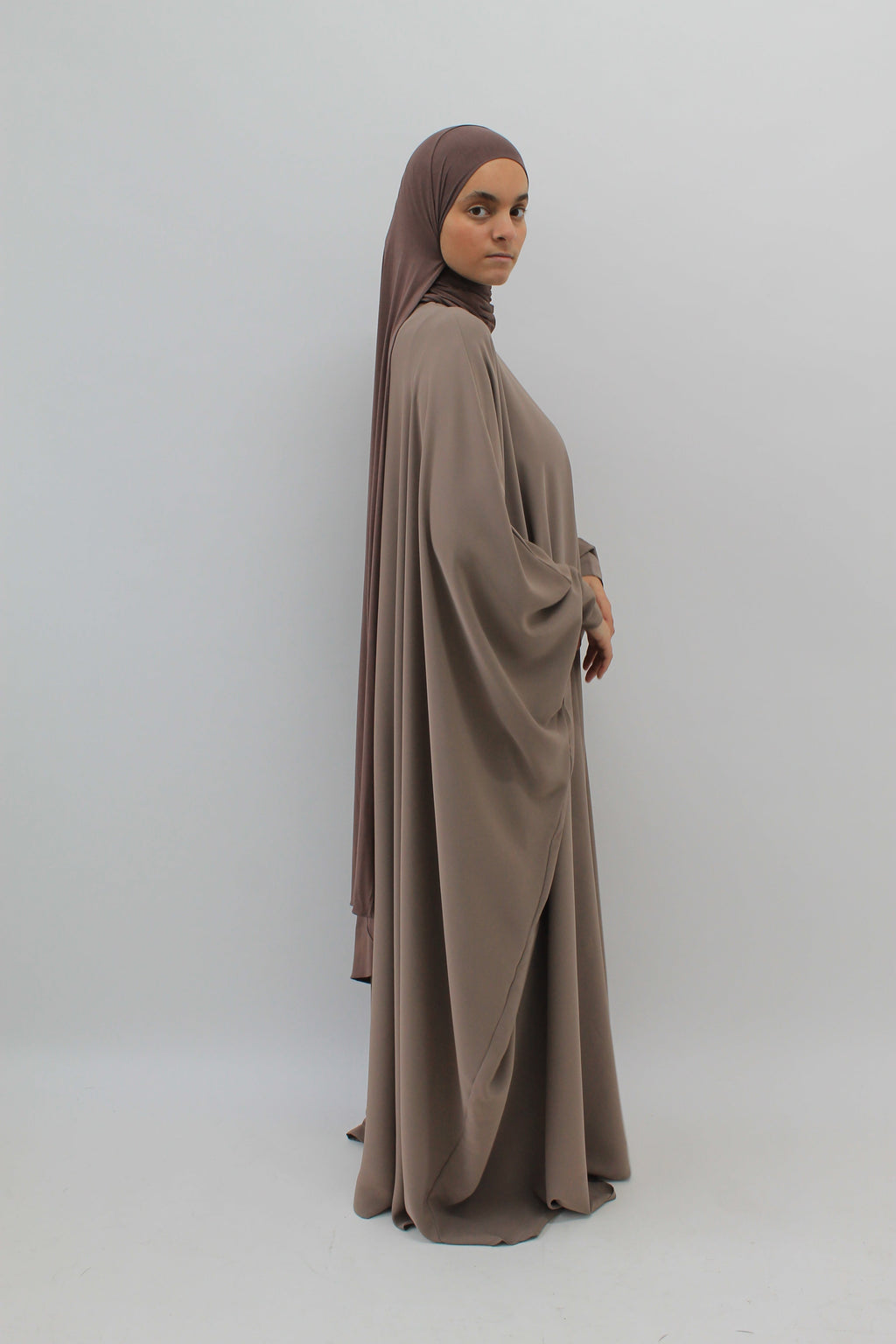 LA ABAYA QAMAR Taupe