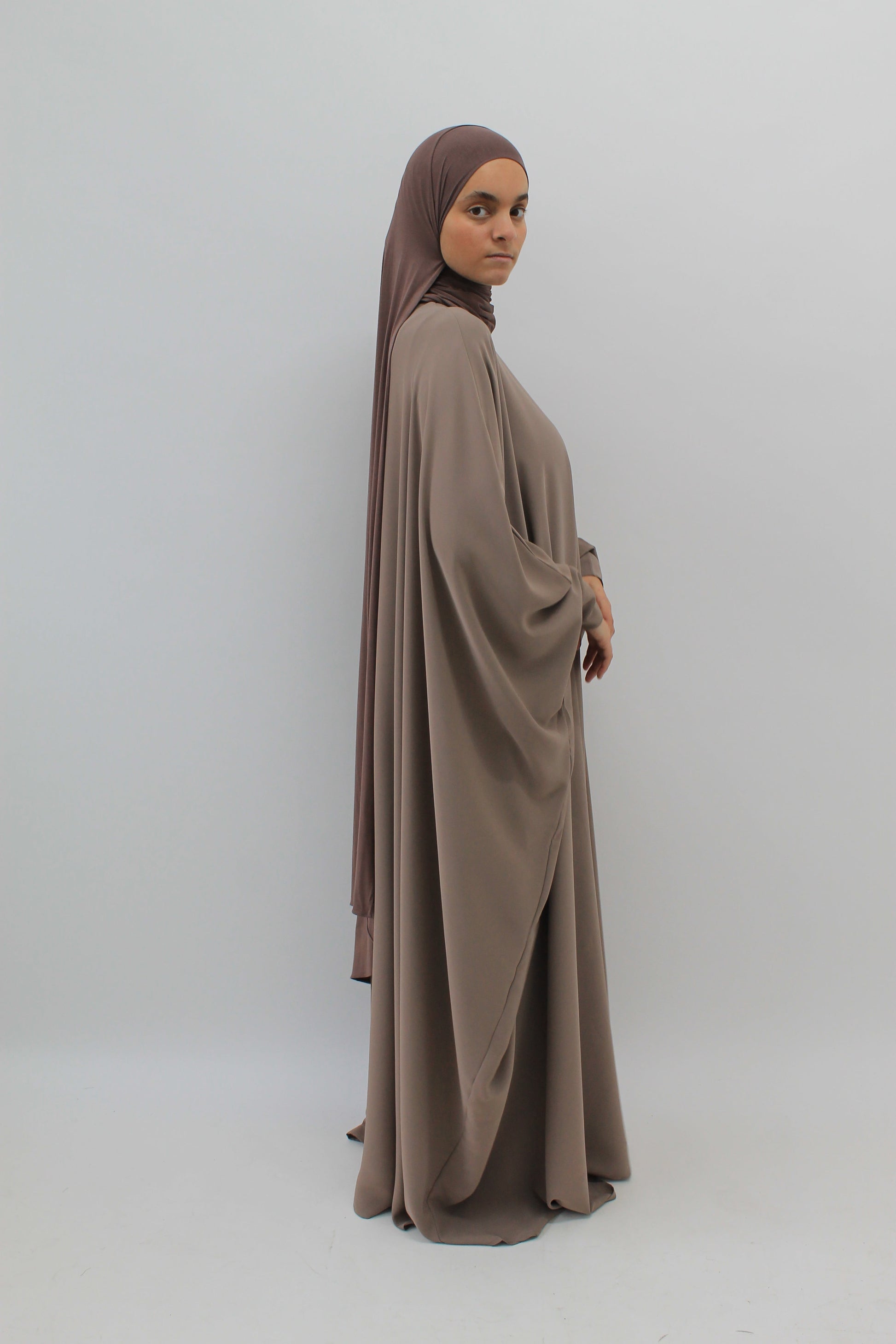 LA ABAYA QAMAR Taupe