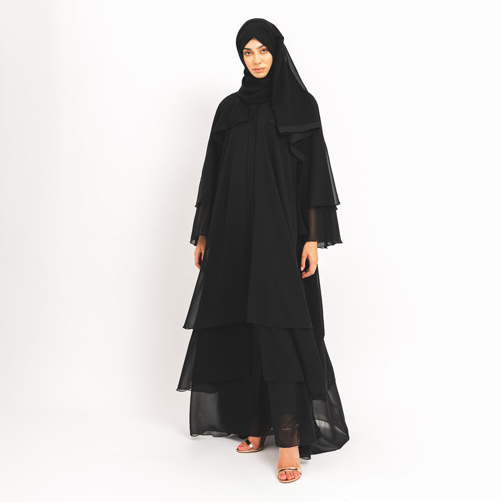 Abaya nero svasato