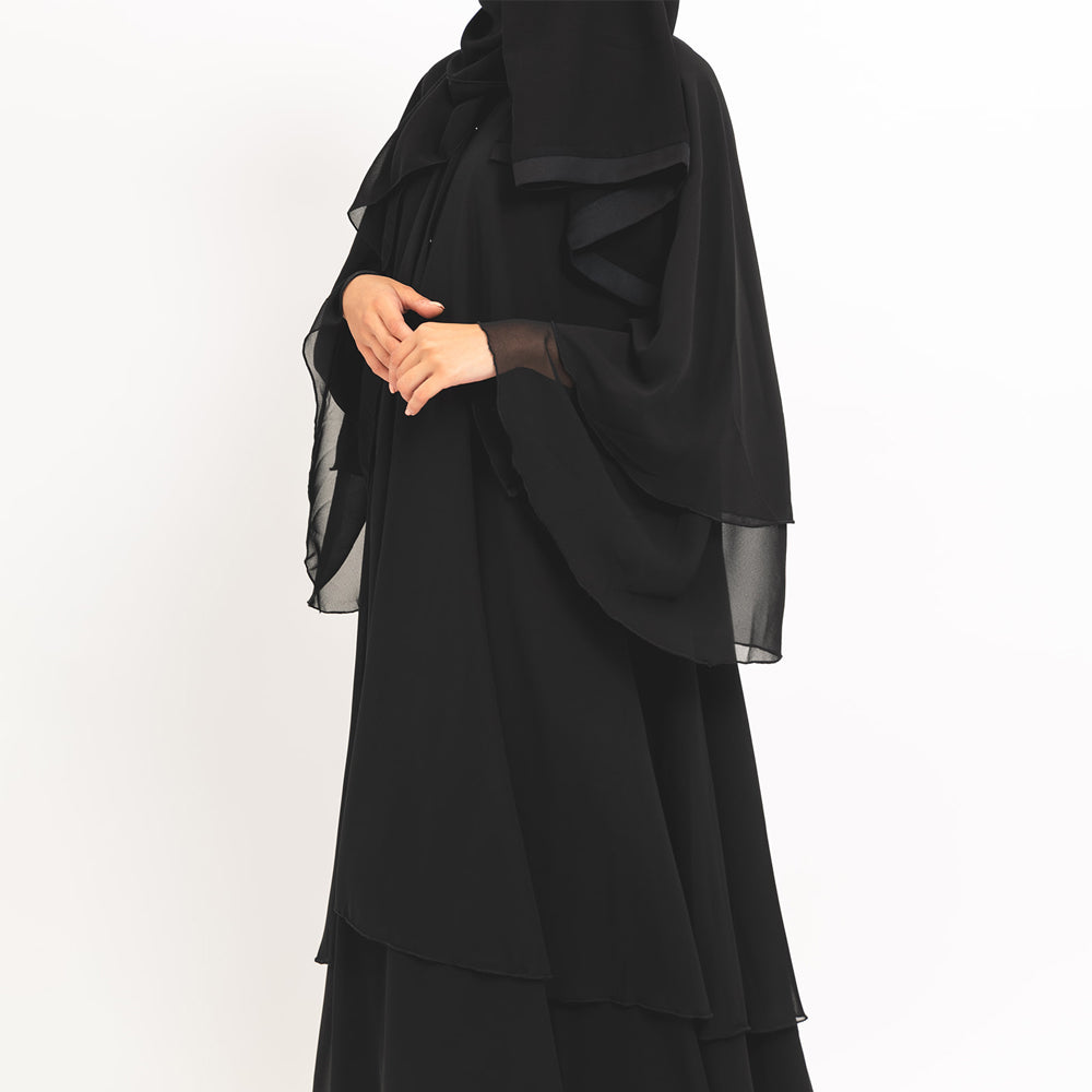 Abaya nero svasato