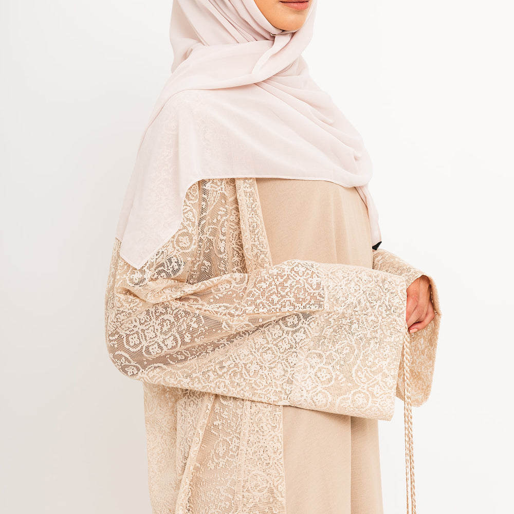 Abaya in pizzo color crema aperto