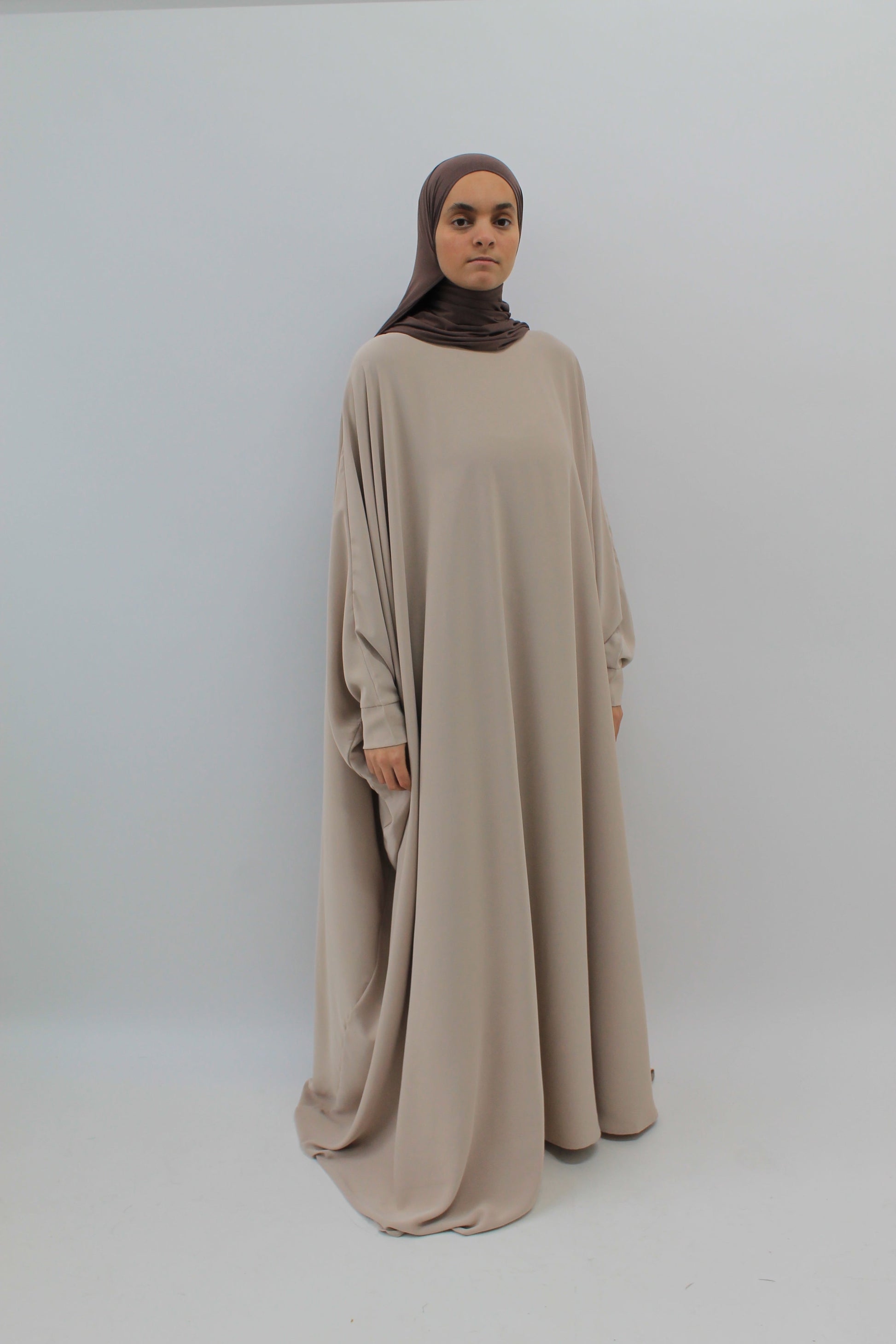 LA ABAYA QAMAR Beige