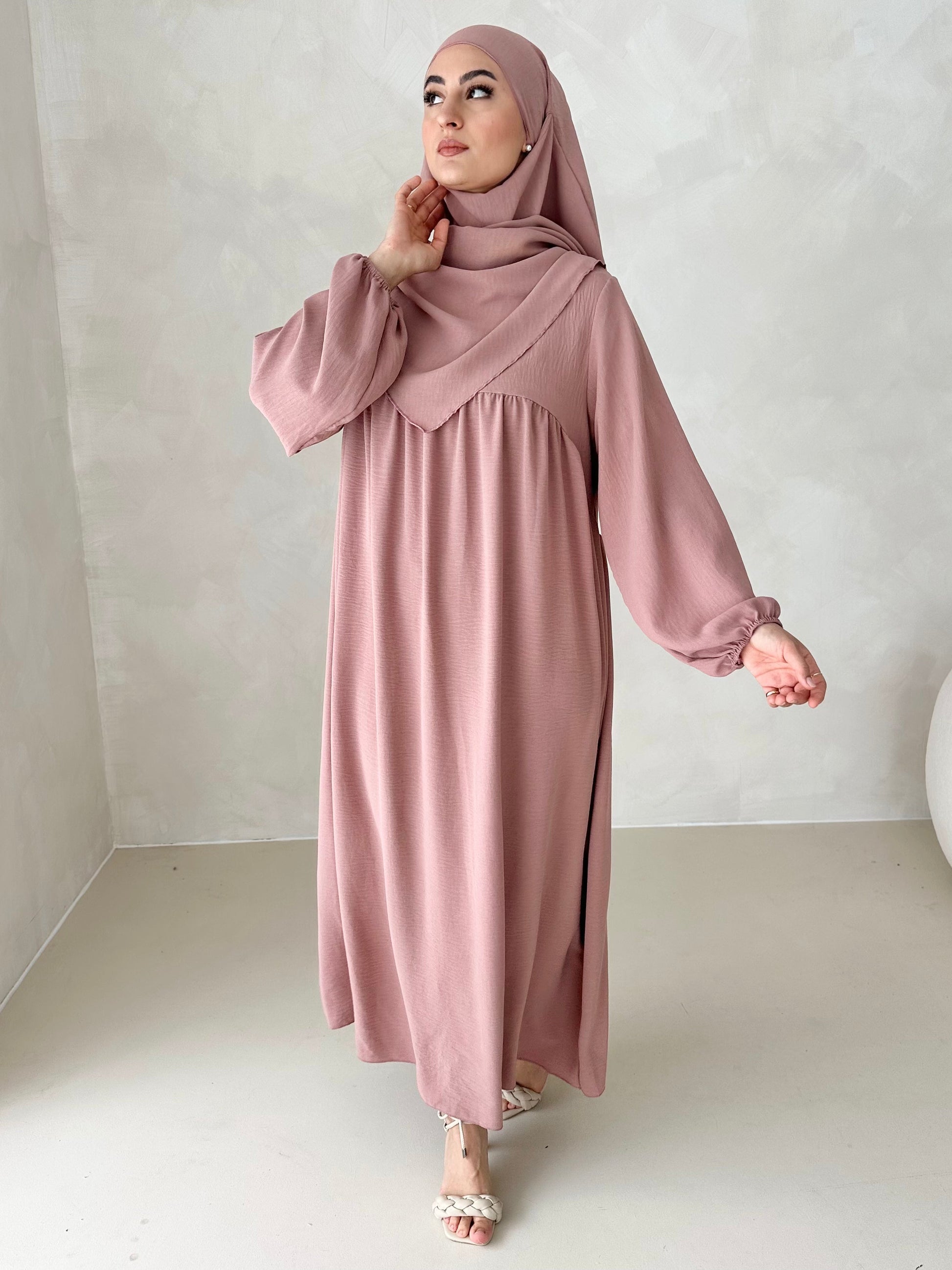 Set Abaya GIORNALIERO con Khimar 