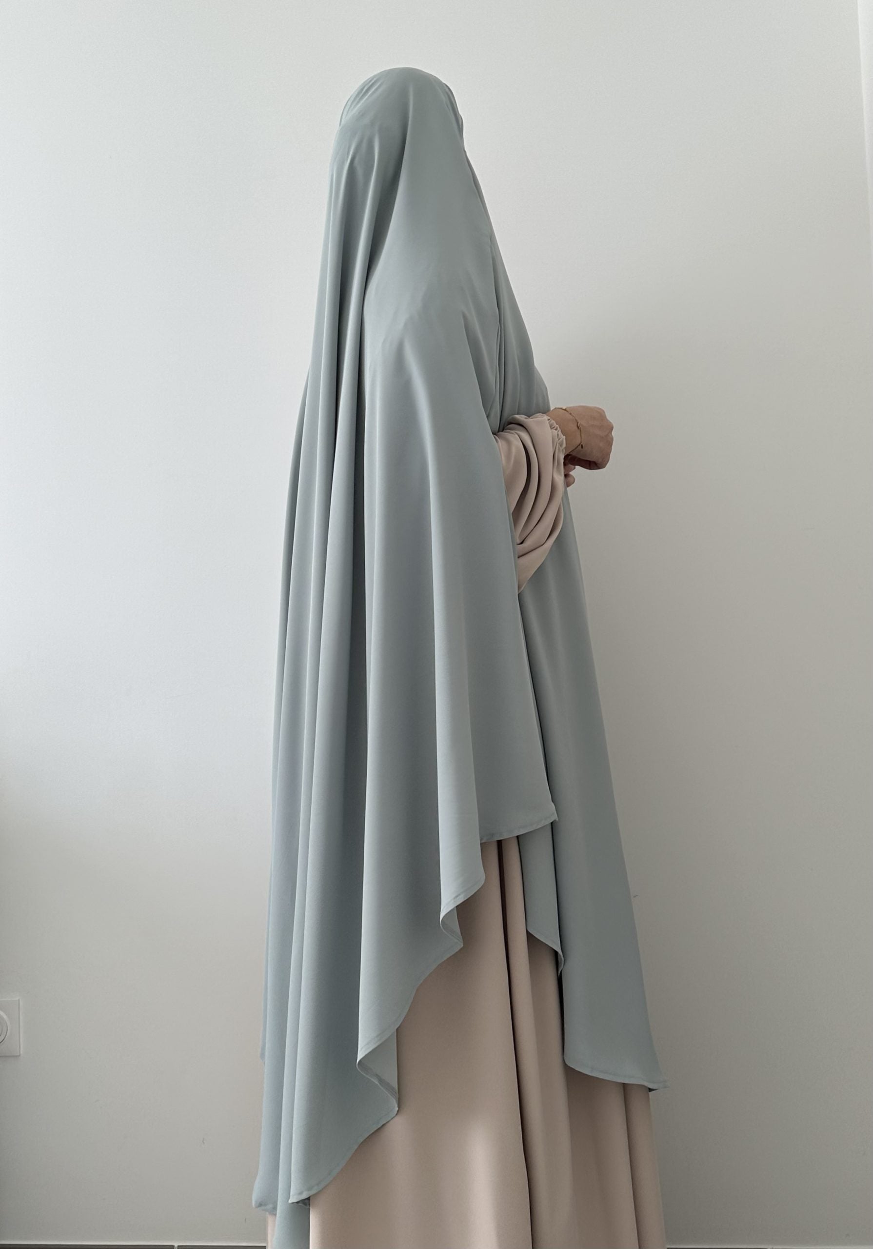 Maxi Khimar con spacchi, seta di Medina