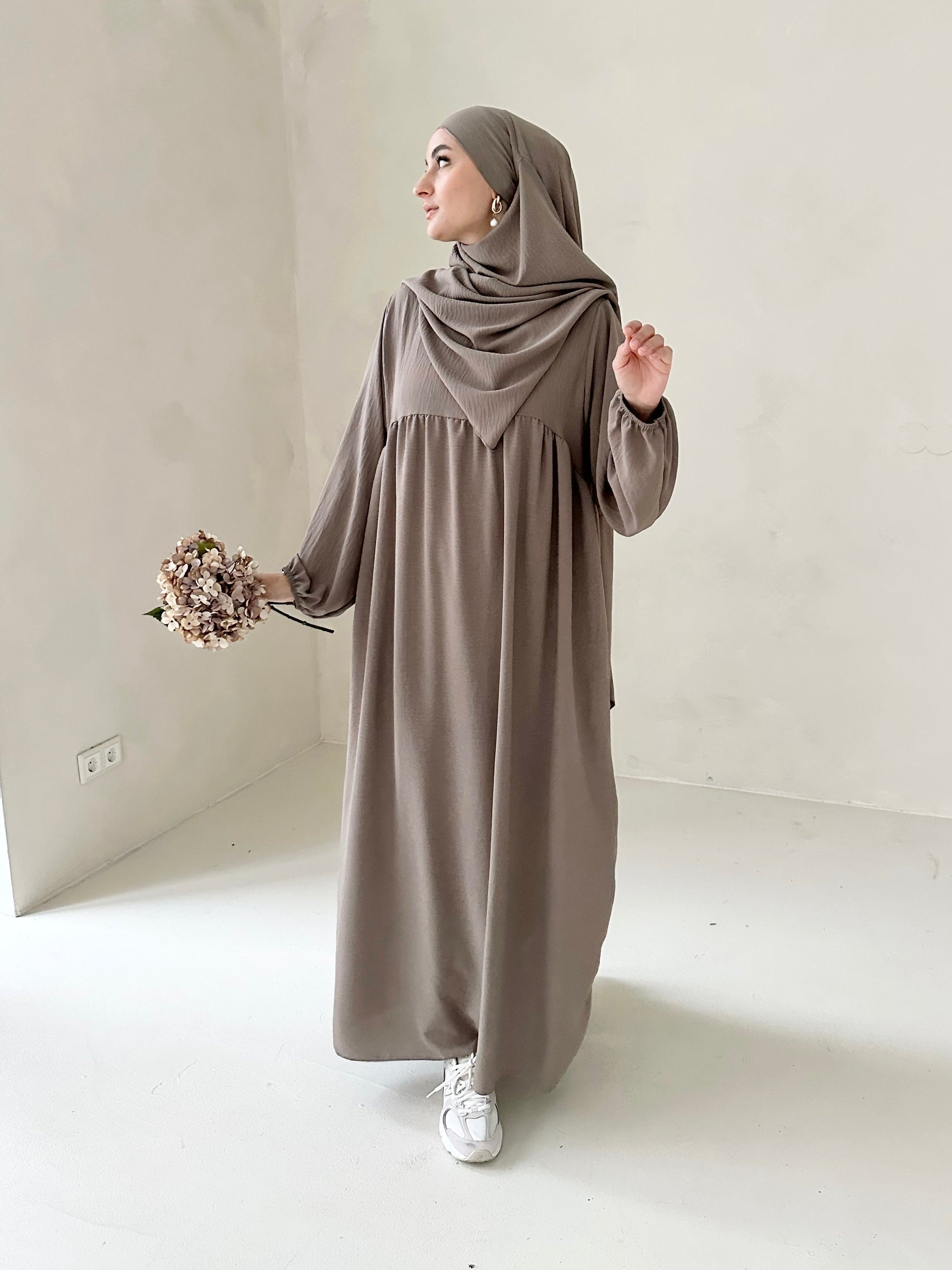 Set Abaya GIORNALIERO con Khimar 