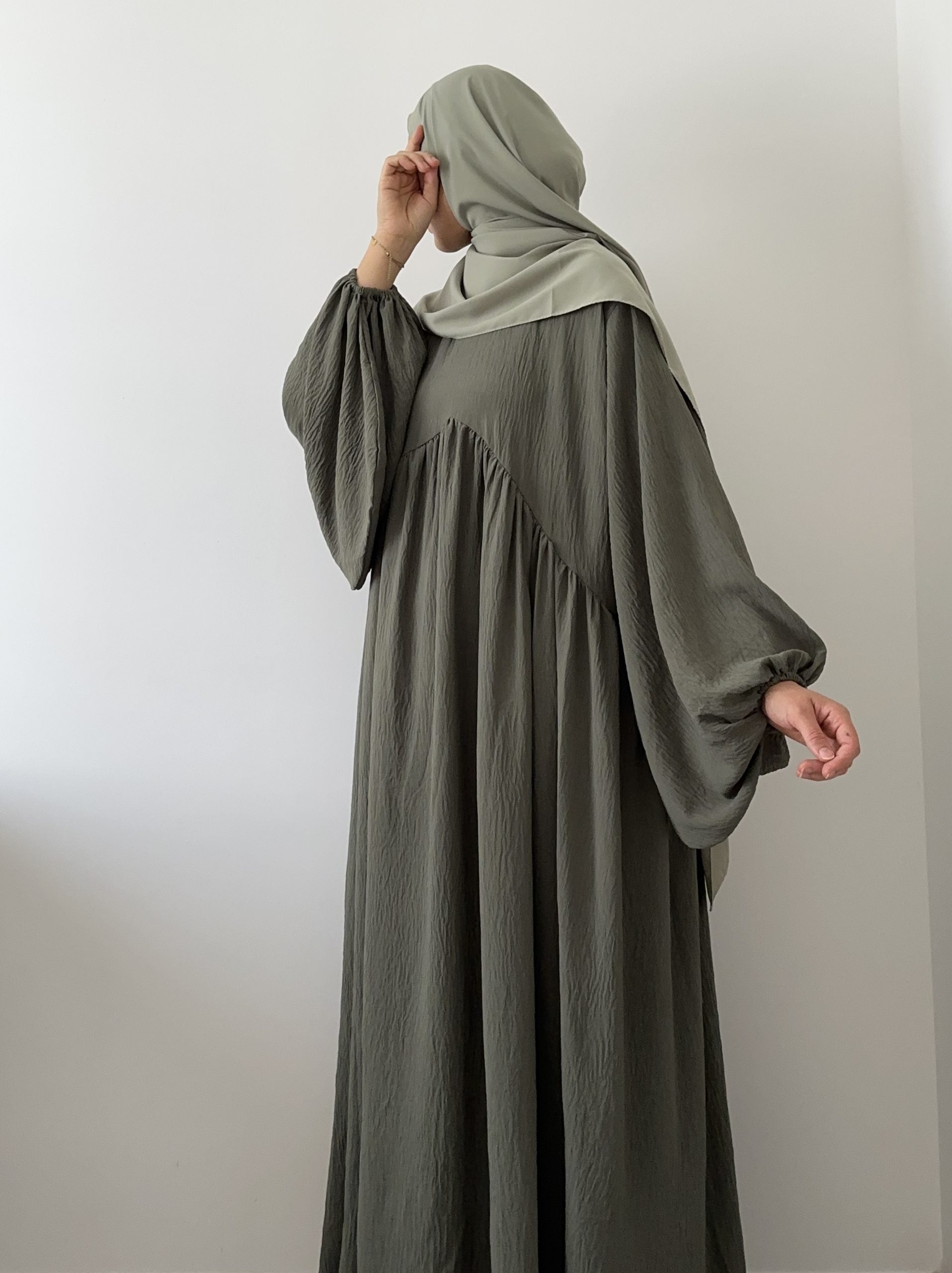 Assya Abaya, lunghezza 1,60 m