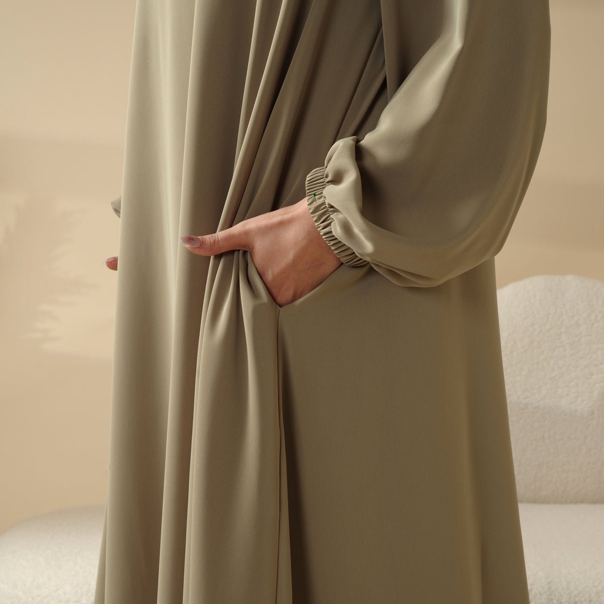 Abaya essenziale 