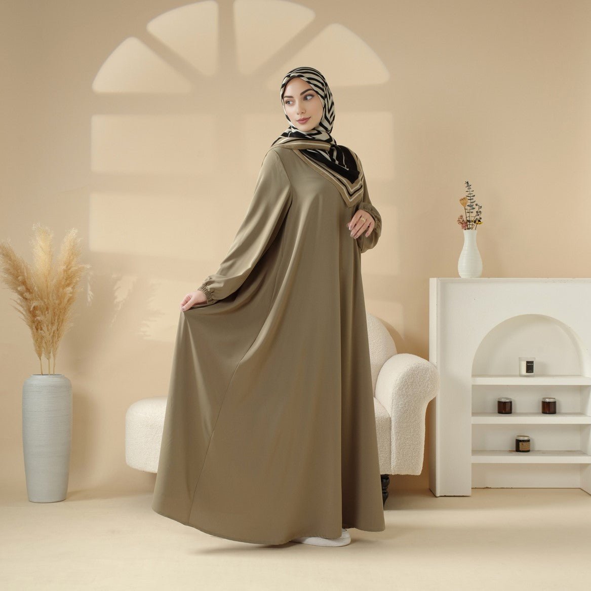 Abaya essenziale 